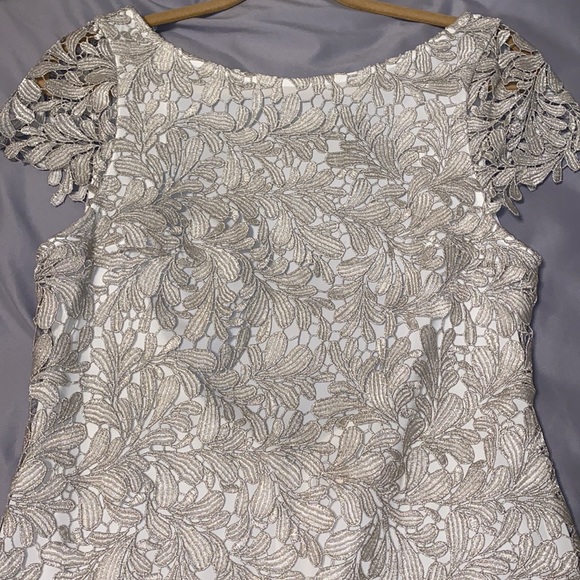 Alice & Olivia peek a boo back lace brocade dress